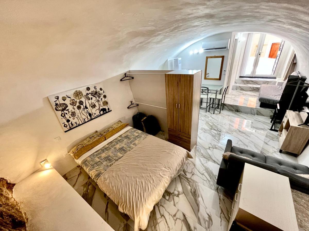 Cave House Apartment Menton Eksteriør bilde